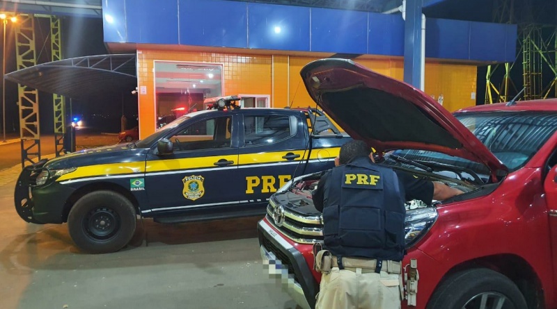 PRF apreende veículo adulterado e documento falso em Pontes e Lacerda