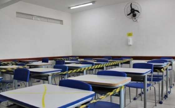 Alunos da rede estadual voltam às salas de aula em fevereiro de 2021