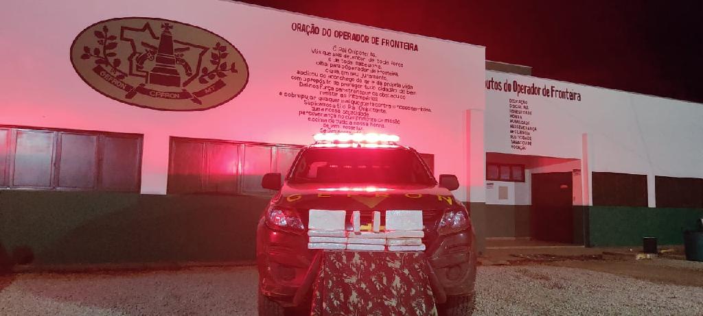 Ação integrada prende suspeito com 13kg de cocaína e recupera veículos na BR 174