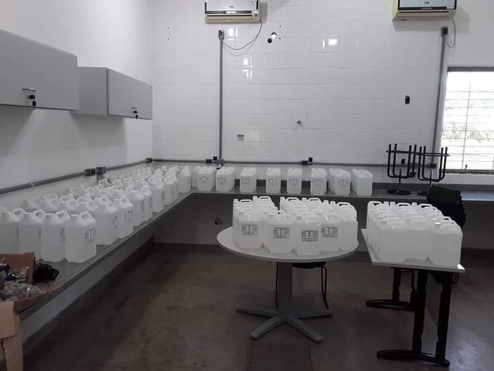IFMT Pontes e Lacerda produz mais 1000 litros de álcool 70% em enfrentamento à Covid-19