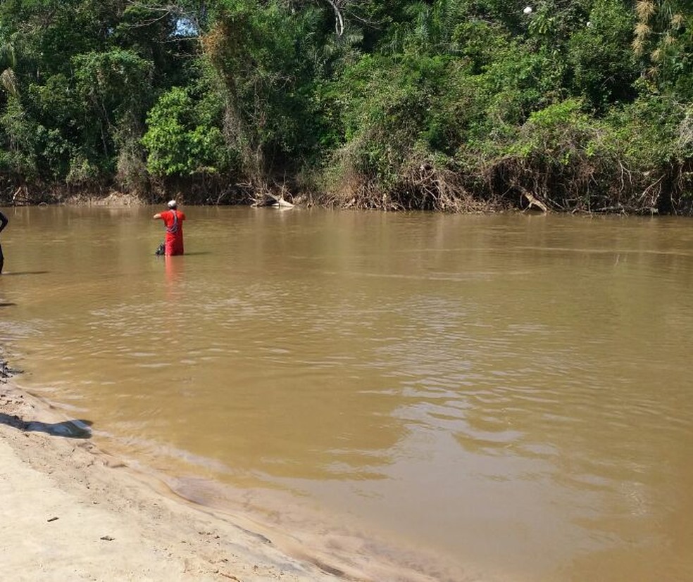 Lambari D’oeste: Corpo de idoso que desapareceu em rio após canoa naufragar é localizado