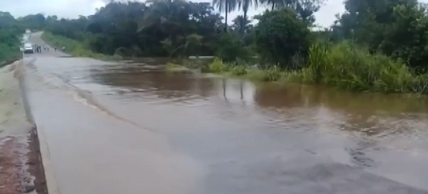 Chuva causa alagamentos entre Jauru e Figueirópolis d´Oeste