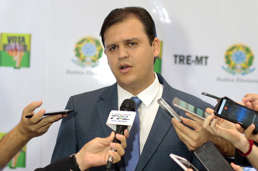 Deputado cobra vacinação para profissionais da imprensa
