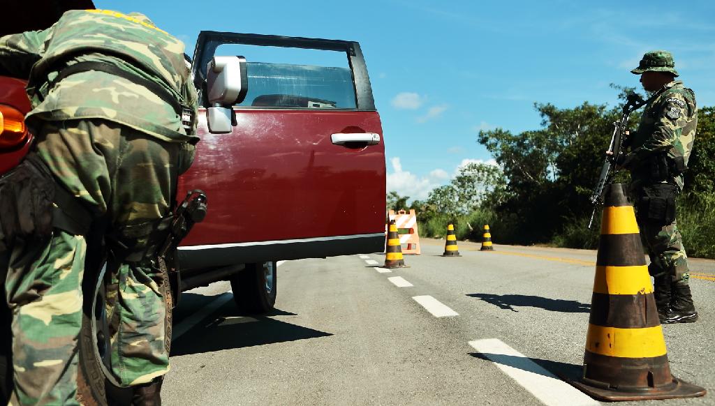 Gefron registra aumento e recupera em média um carro por dia na fronteira