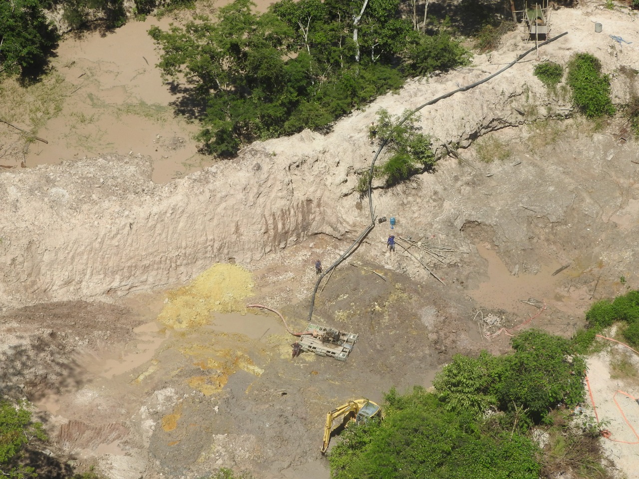 Operação desarticula atuação de grupo que utilizava licença falsa para exploração ambiental em Nova Lacerda