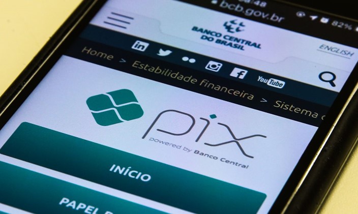 Mensagem no WhatsApp alerta sobre novo golpe do PIX; confira