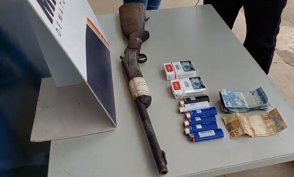 Idoso de 72 anos tem mercearia roubada por menores e ainda fica sobre a mira de arma de fogo em Pontes e Lacerda