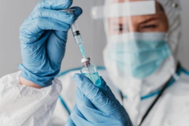 MT vai receber 60 mil doses das vacinas Pfizer e Coronavac nesta semana