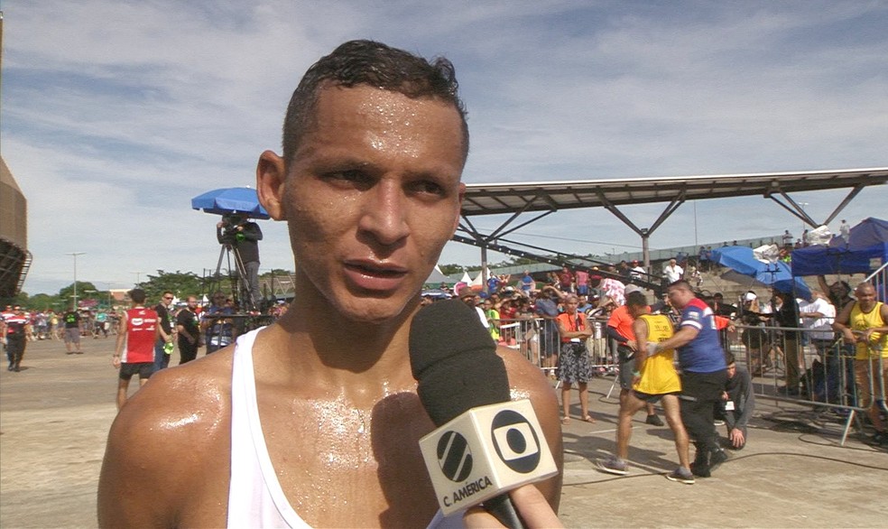 Atleta de Pontes e Lacerda se destaca no Troféu Brasil de Atletismo com duas medalhas de prata