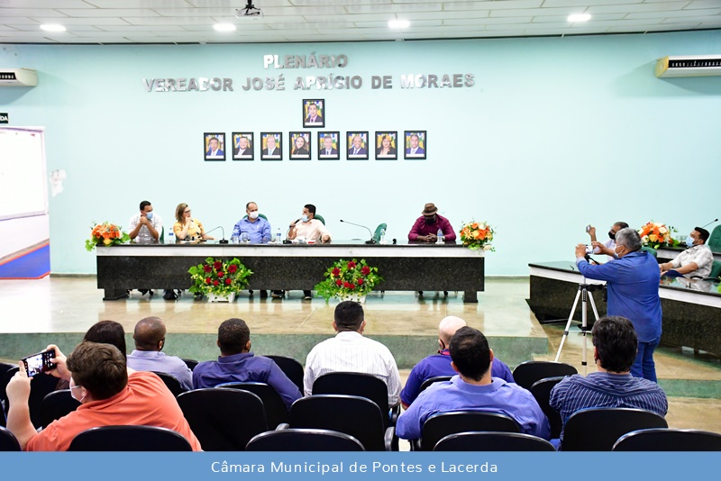 Reunião em Conquista D’Oeste debate assuntos relacionados à coleta de resíduos da região Oeste