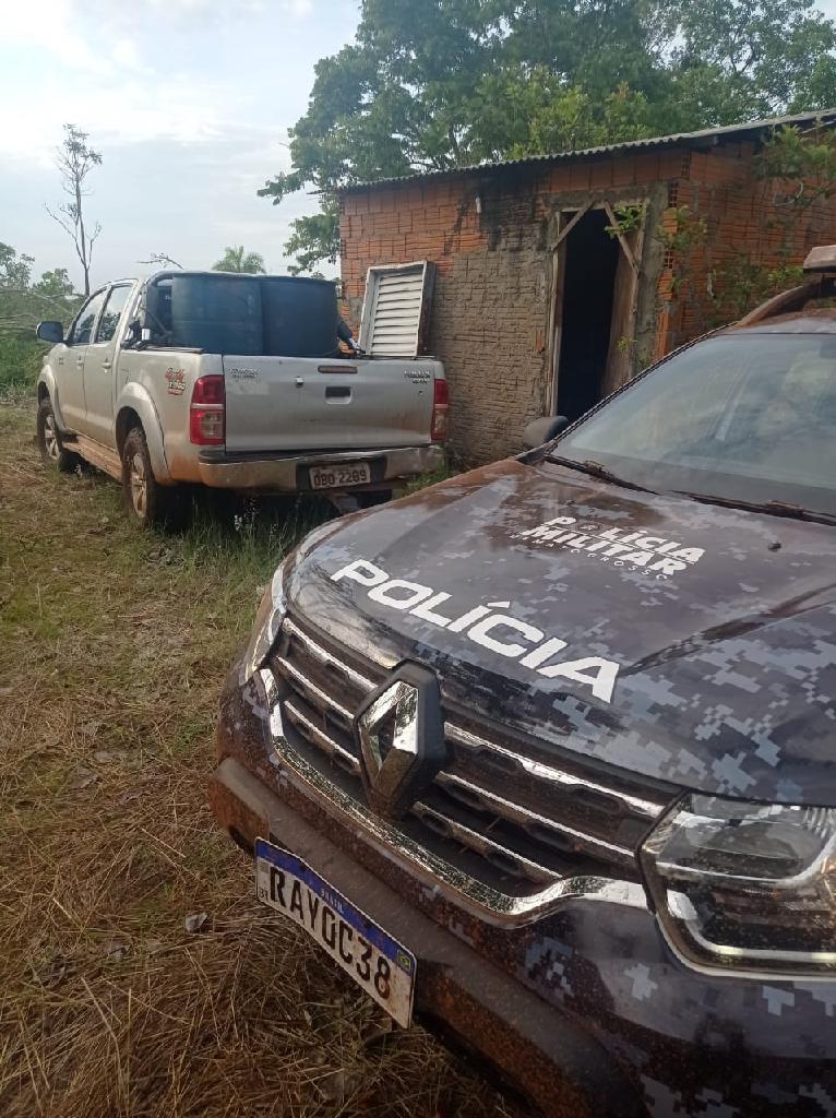 Quadrilha é presa por roubo de caminhonete
