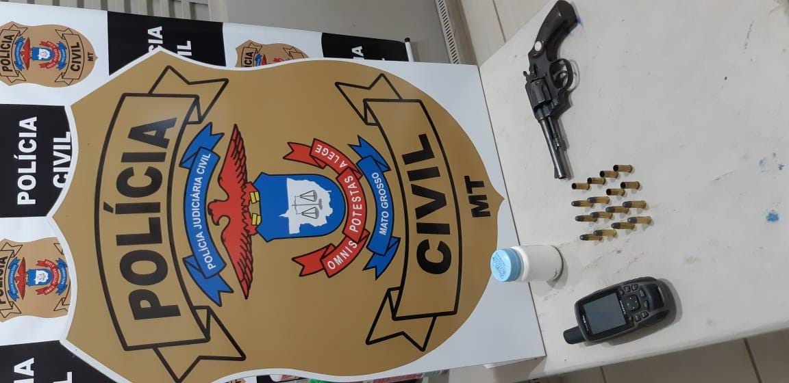 Homem é preso com arma de fogo e munições em barreira policial em Jauru
