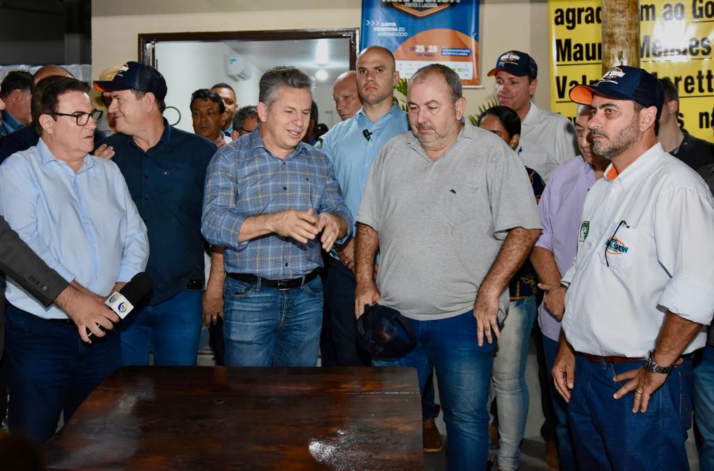 Mauro Mendes visita Oeste Rural Show e anuncia R$ 20 mi em investimento em Pontes e Lacerda