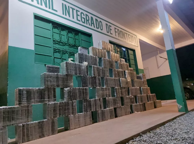 PF apreende carga de pasta base de cocaína avaliada em R$ 11 milhões