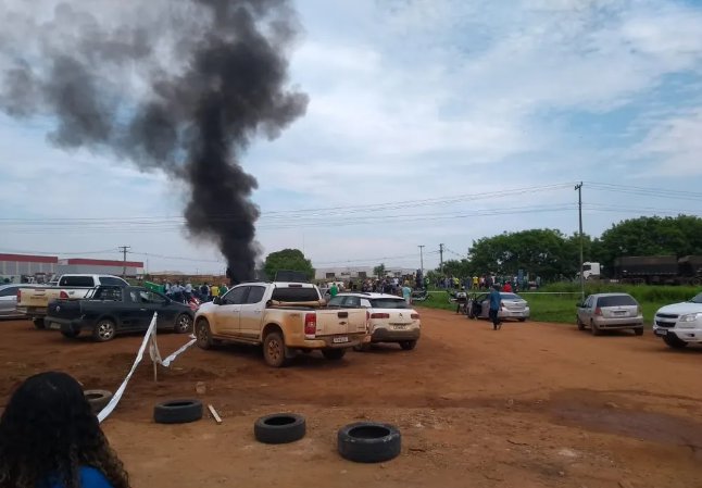 MT amanhece com 23 bloqueios em rodovias; veja treços