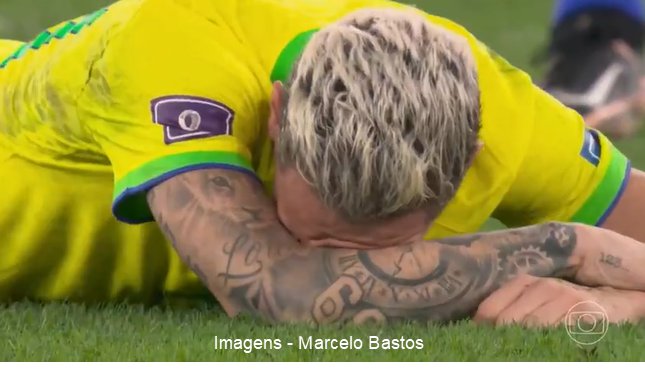 Com Brasil fora da Copa, movimento em bares deve cair à metade do esperado, diz associação