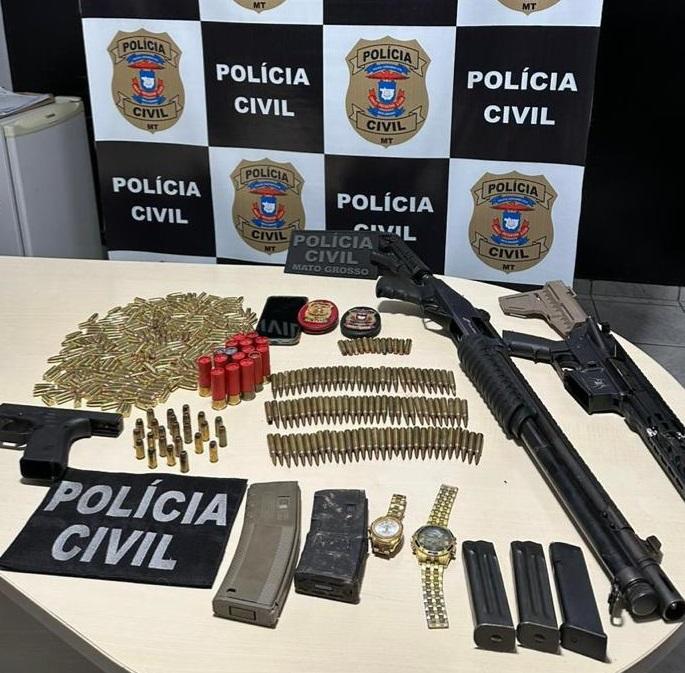 Polícia Civil prende integrante de facção envolvido em homicídio e apreende armamento pesado e munições