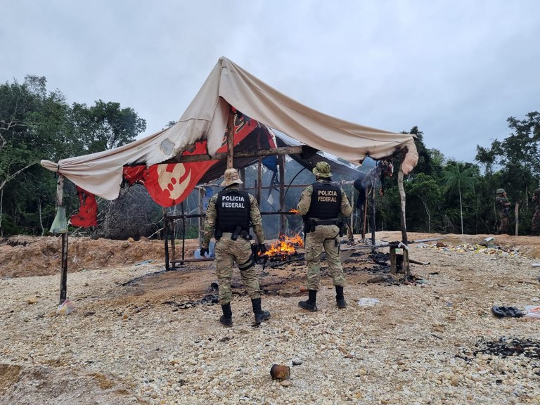 Nova fase da operação da PF combate extração ilegal de ouro no Sararé