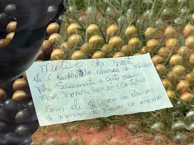 Motorista de aplicativo é encontrado morto com bilhete ao lado do corpo