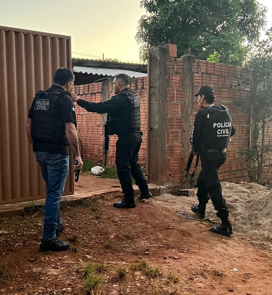 Em Araputanga, Polícia Civil cumpre 35 mandados em operação de combate ao tráfico