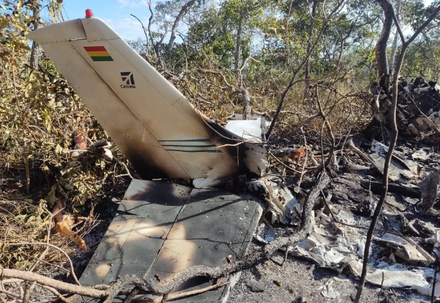 Piloto de avião morre após aeronave cair na Serra da Borda, em Vila Bela Santíssima Trindade