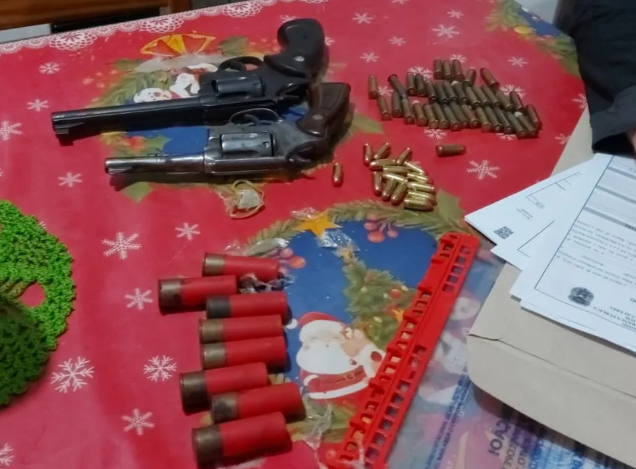 Ordem judicial é cumprida em Pontes e Lacerda e resulta na prisão de 21 investigados por tráfico de drogas, armas e homicídios na fronteira de MT com a Bolívia