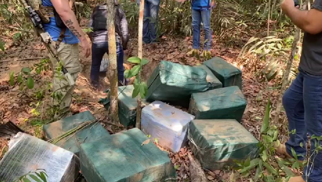 Força integrada contra crime organizado apreende uma tonelada de cocaína no norte de Mato Grosso