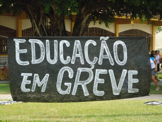 Professores e funcionários entram em greve e 14 institutos federais de MT estão sem aulas