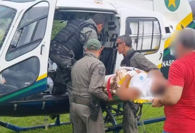 Helicóptero salva vida em Salto do Céu: paciente é resgatada em cidade isolada em MT