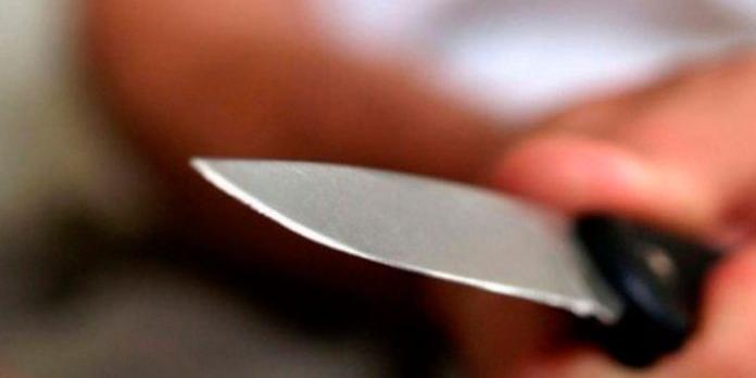 11 facadas: Tentativa de feminicídio choca moradores da Vila Guaporé; suspeito continua foragido