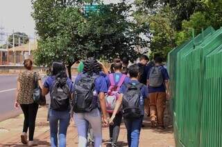 Governo começa pagar R$ 1 mil do Pé-de-Meia na terça-feira
