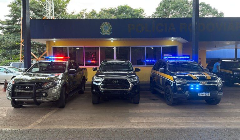 FRONTEIRA: PRF e GEFRON recuperam caminhonete roubada
