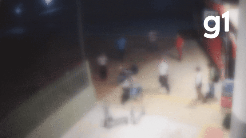 VÍDEO: homem morre após ser espancado por 4 vigilantes em rodoviária de Cuiabá