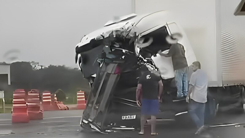 Em Brasília, Janaina Riva clama por providências