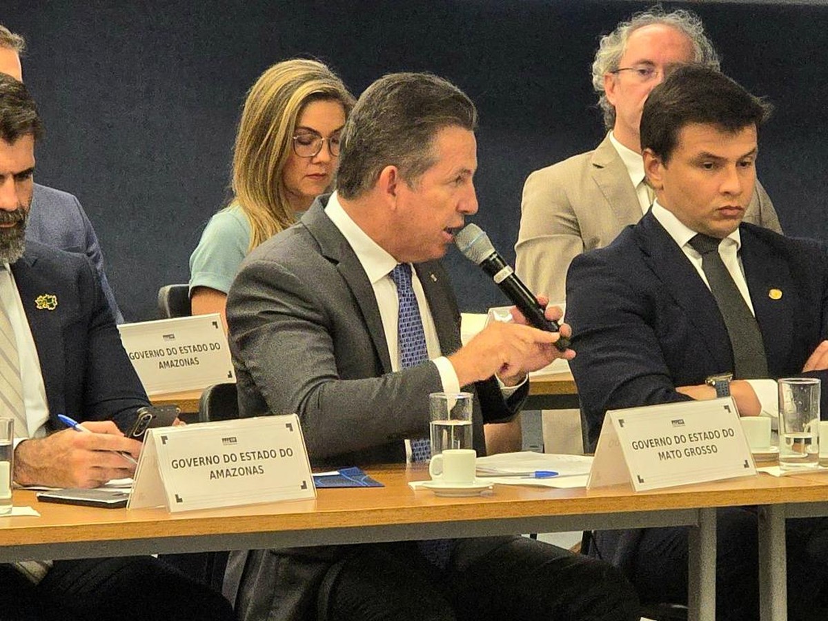 Mauro Mendes pede que STF permita o uso de aviões agrícolas no combate a incêndios em MT