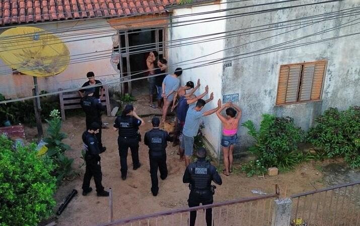 Megaoperação da Polícia Civil cumpre 138 mandados contra faccionados que atuam em MT