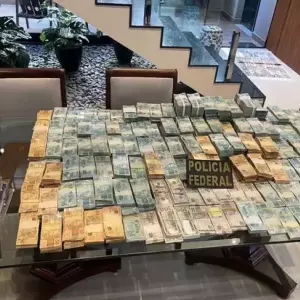 Inquisidor, ex-desembargador se cala diante de delegado da PF