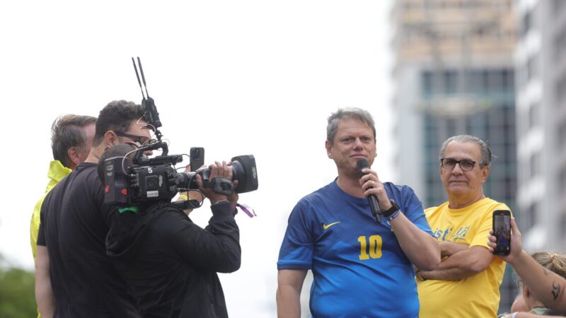 Tarcísio diz que ‘quem aposta na fragmentação da direta está errado’ e reafirma lealdade a Bolsonaro
