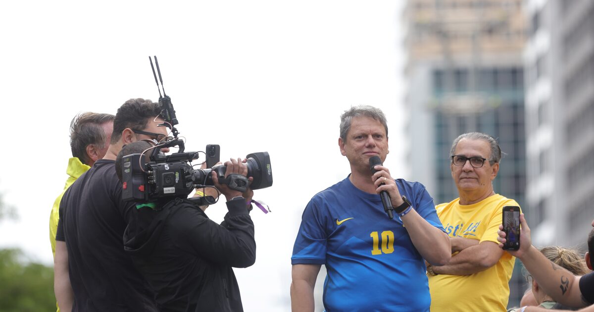 Tarcísio diz que ‘quem aposta na fragmentação da direta está errado’ e reafirma lealdade a Bolsonaro