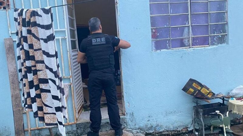 Polícia Civil cumpre mandados contra facção criminosa que atua com tráfico de drogas em Cuiabá e na fronteira