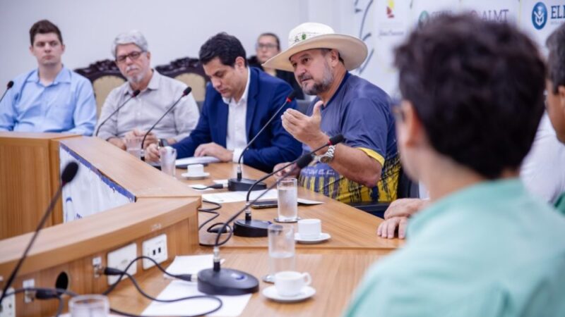 Frente Parlamentar de Apoio ao Produtor de Leite focaacesso ao crédito para produtores em última reunião