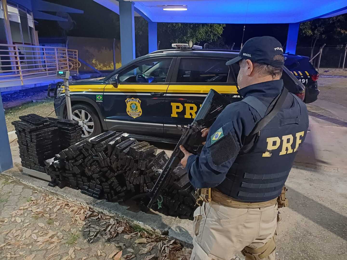 Duas mulheres que sairam de Pontes e Lacerda com carregamento de “Super Maconha” acabam presas em Paranaíba-MS