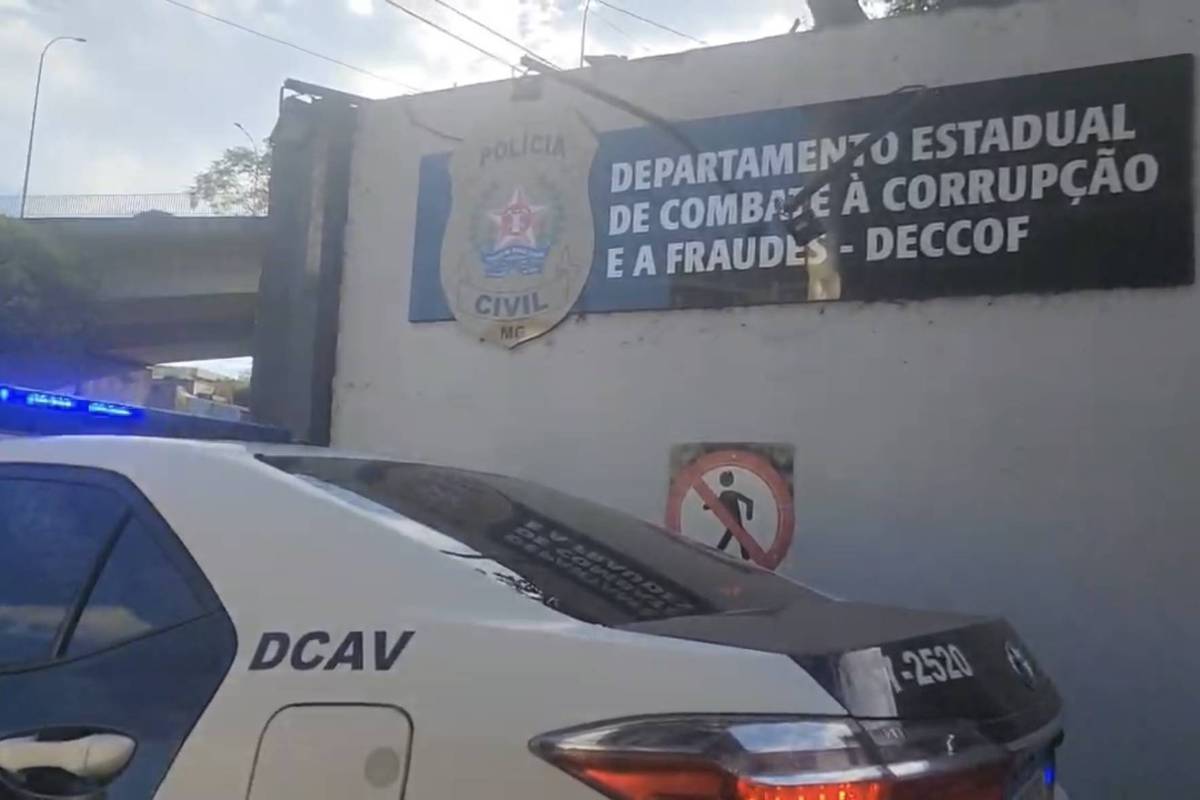 Quatro adolescentes são apreendidos em operação contra rede de crimes de ódio na internet