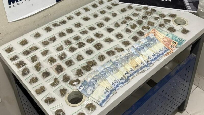 Força Tática apreende adolescente com 96 porções de maconha