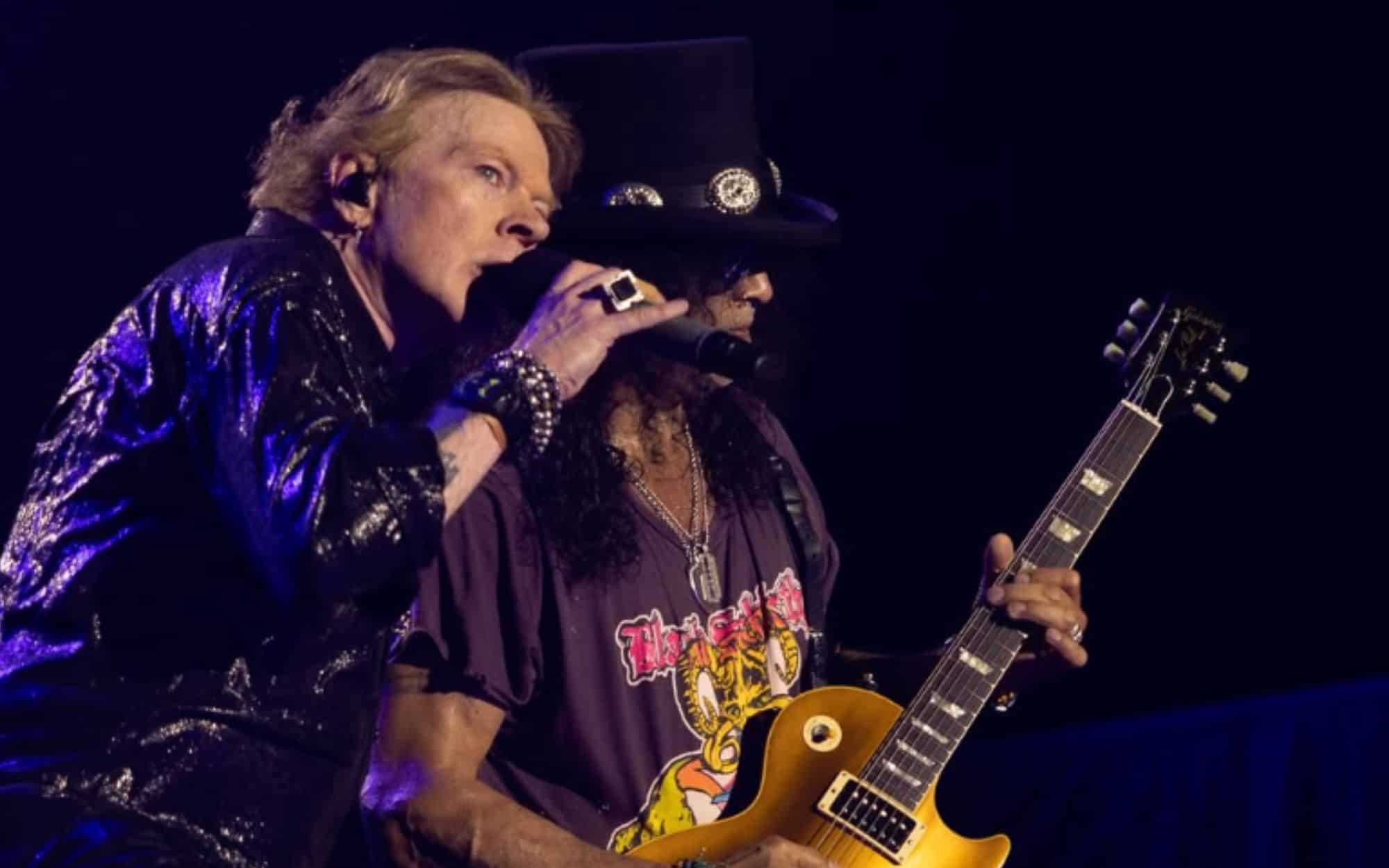 Comitiva dos Guns N’ Roses visita Arena Pantanal e data do show deve ser anunciada na 6a