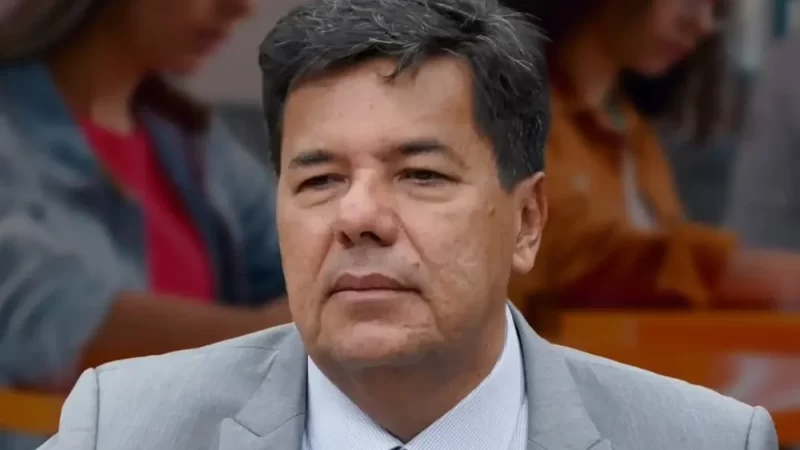 “Mentalidade centralizadora”