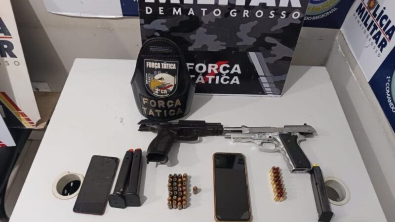 Força Tática prende dupla por porte ilegal de arma de fogo e apreende 45 munições