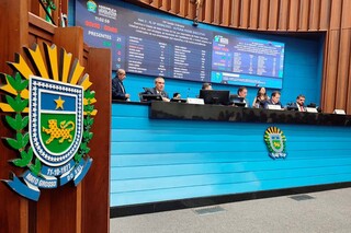 Deputados aprovam reajuste de 5,06% para servidores estaduais