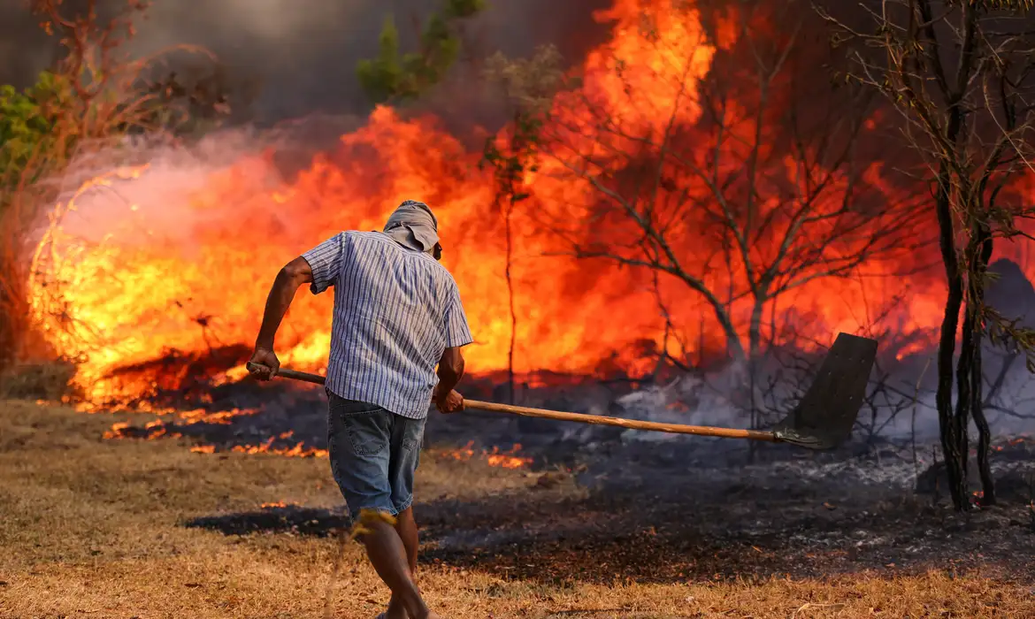 Ibama amplia frentes de combate para lidar com nova temporada do fogo