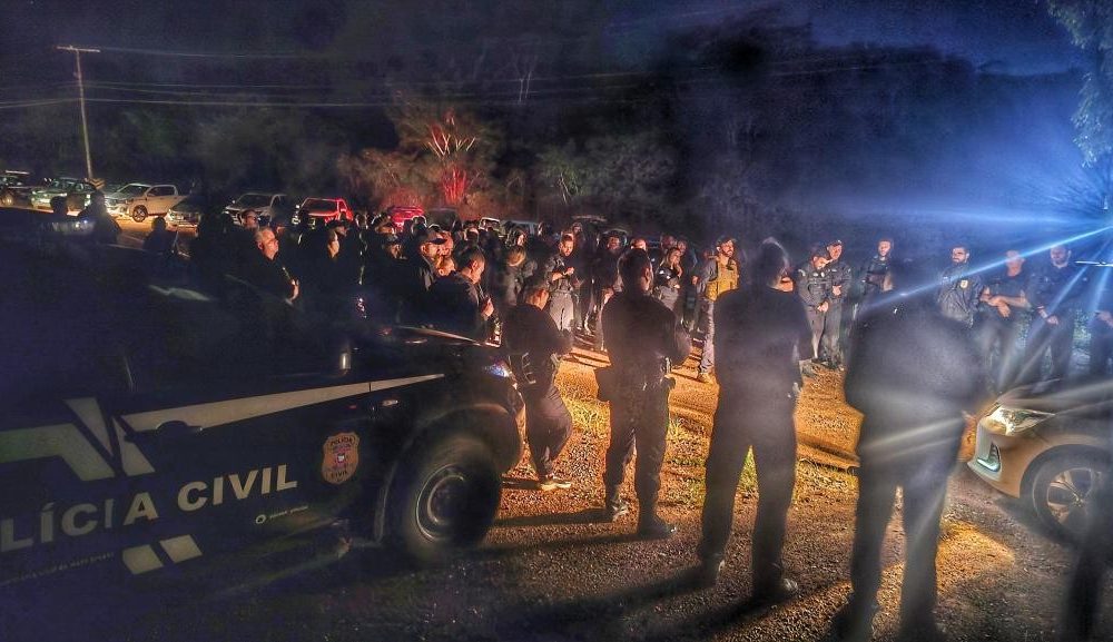 Membros de facção envolvidos em extorsões contra comerciantes são alvo de operação da Polícia Civil em Jaciara